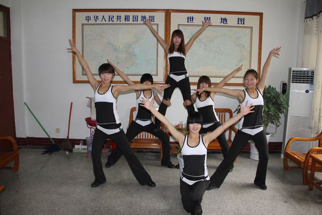 热烈祝贺九州网页版在河南省首届中职生素质能力大赛上载誉而归