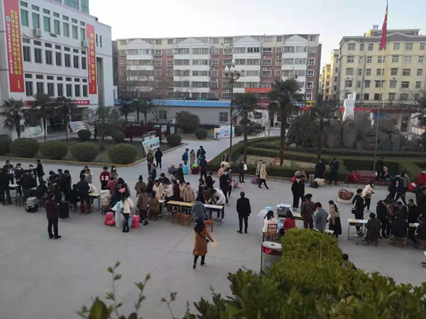 梦想 从这里扬帆起航 —项城中专2021春新生开学